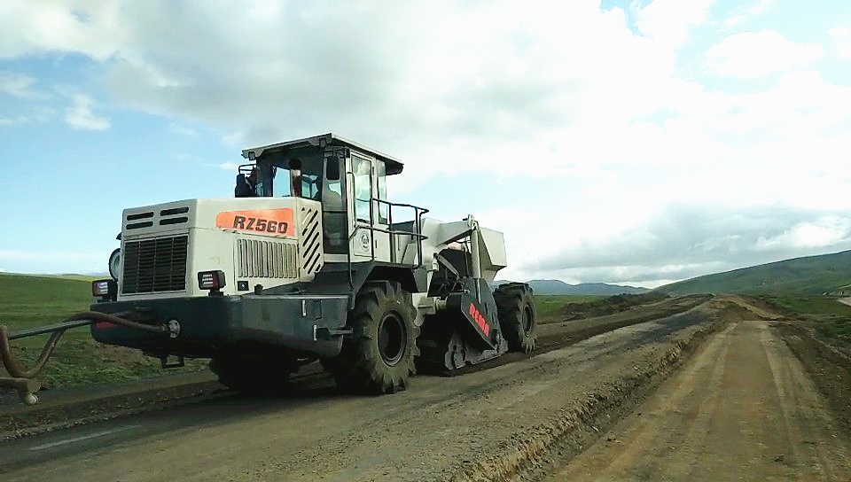 RZ560，蒙古大草原冷再生