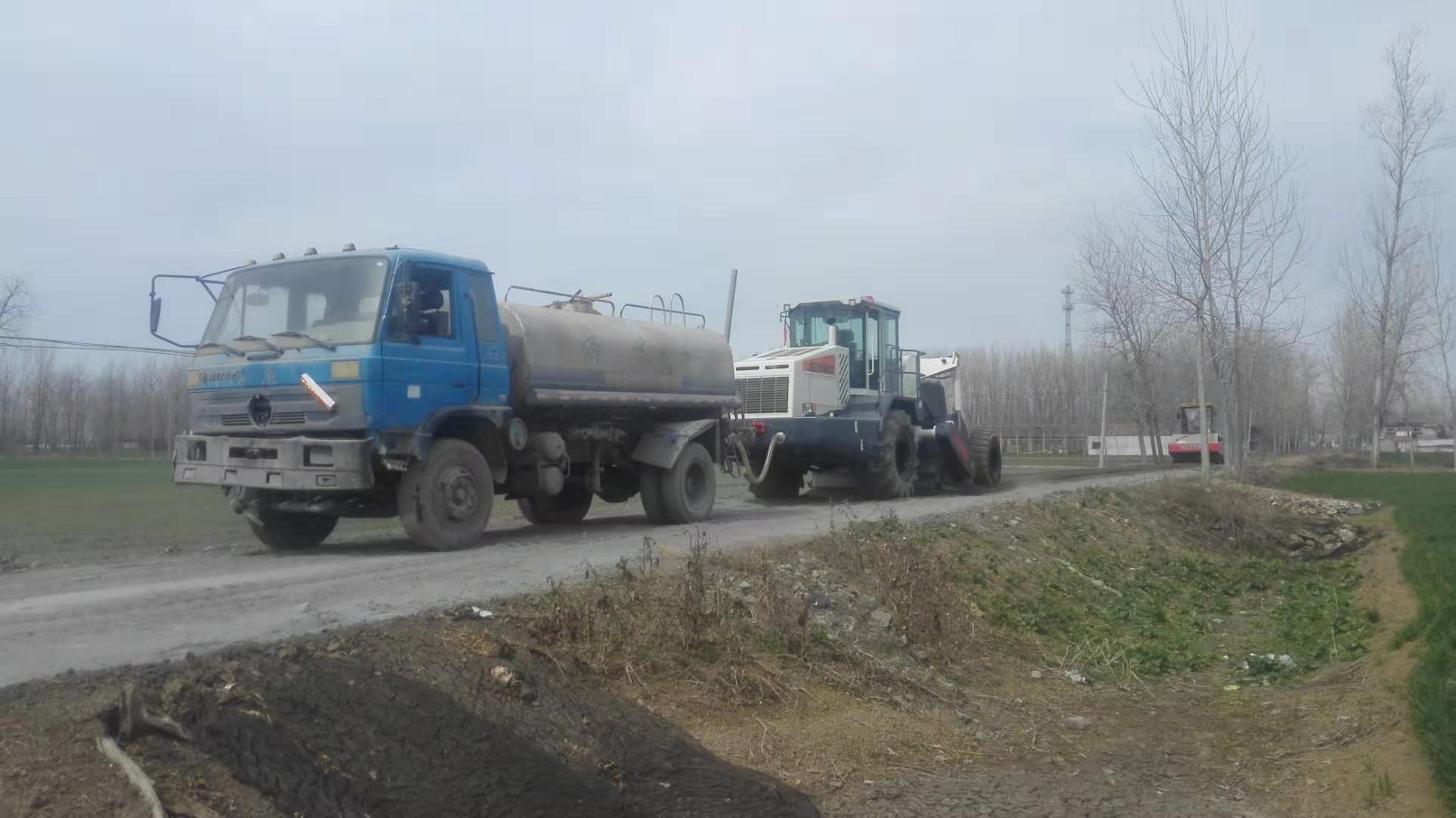 RZ530，冷再生施工